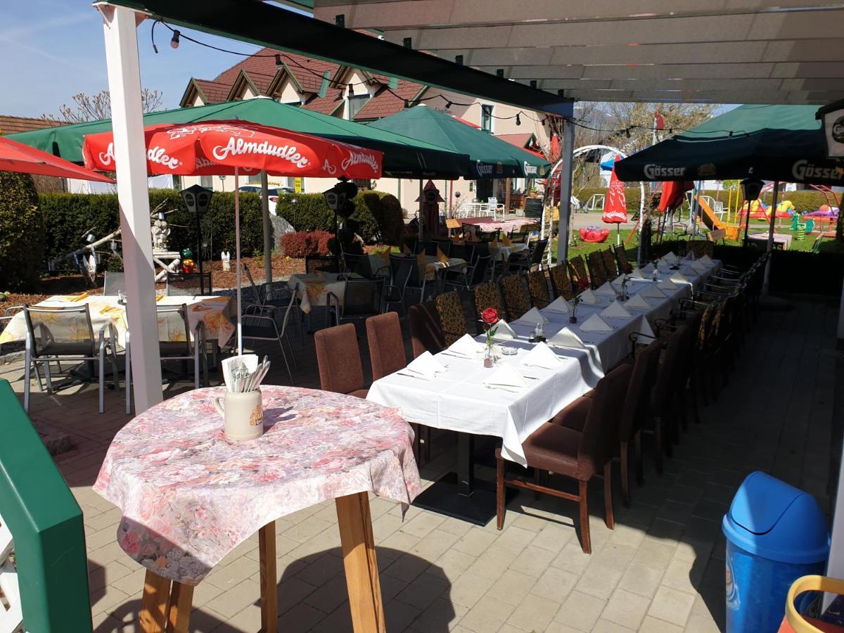 Restaurant Gaestehaus Seiger Sankt Lorenzen bei Knittelfeld Ngoại thất bức ảnh