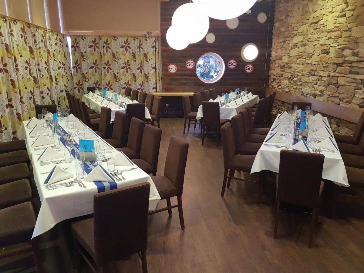 Restaurant Gaestehaus Seiger Sankt Lorenzen bei Knittelfeld Ngoại thất bức ảnh