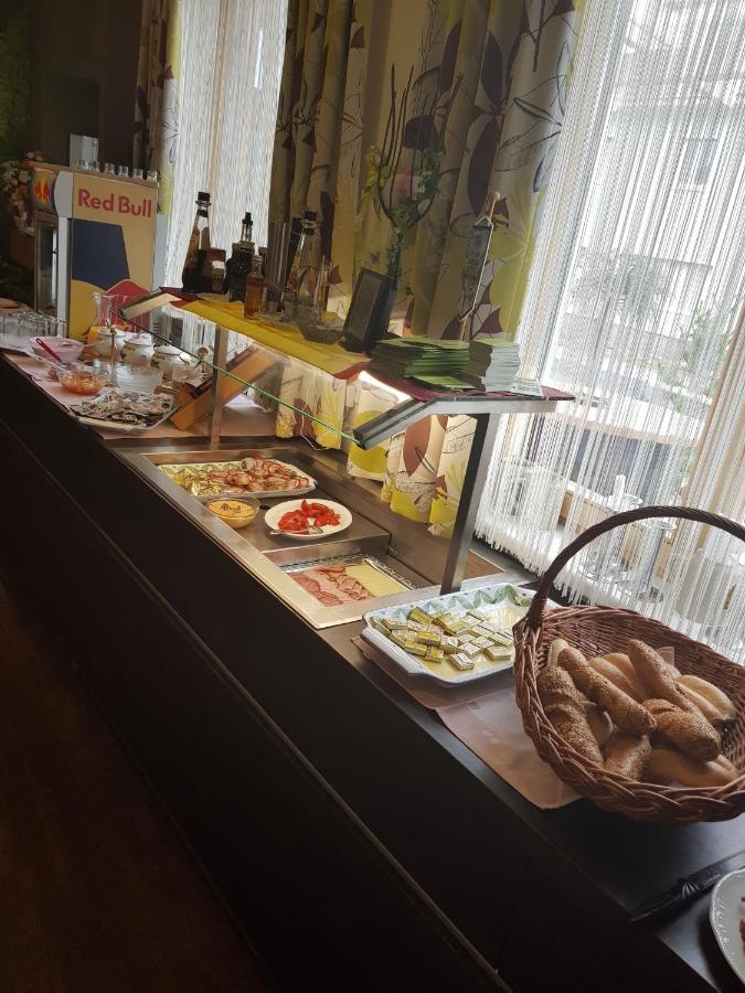 Restaurant Gaestehaus Seiger Sankt Lorenzen bei Knittelfeld Ngoại thất bức ảnh