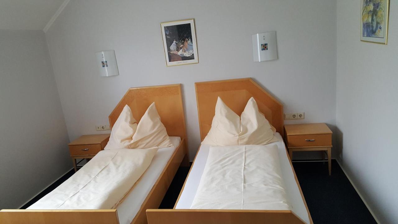 Restaurant Gaestehaus Seiger Sankt Lorenzen bei Knittelfeld Phòng bức ảnh